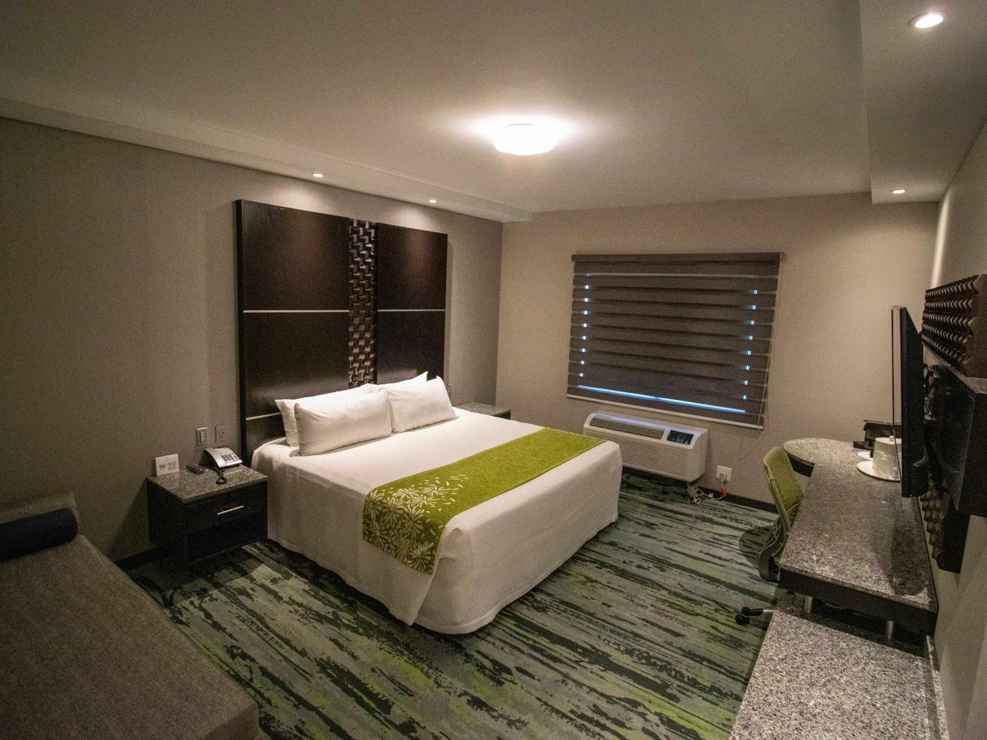 Hotel Araiza San Luis R.C. Сан-Луис-Рио-Колорадо Экстерьер фото